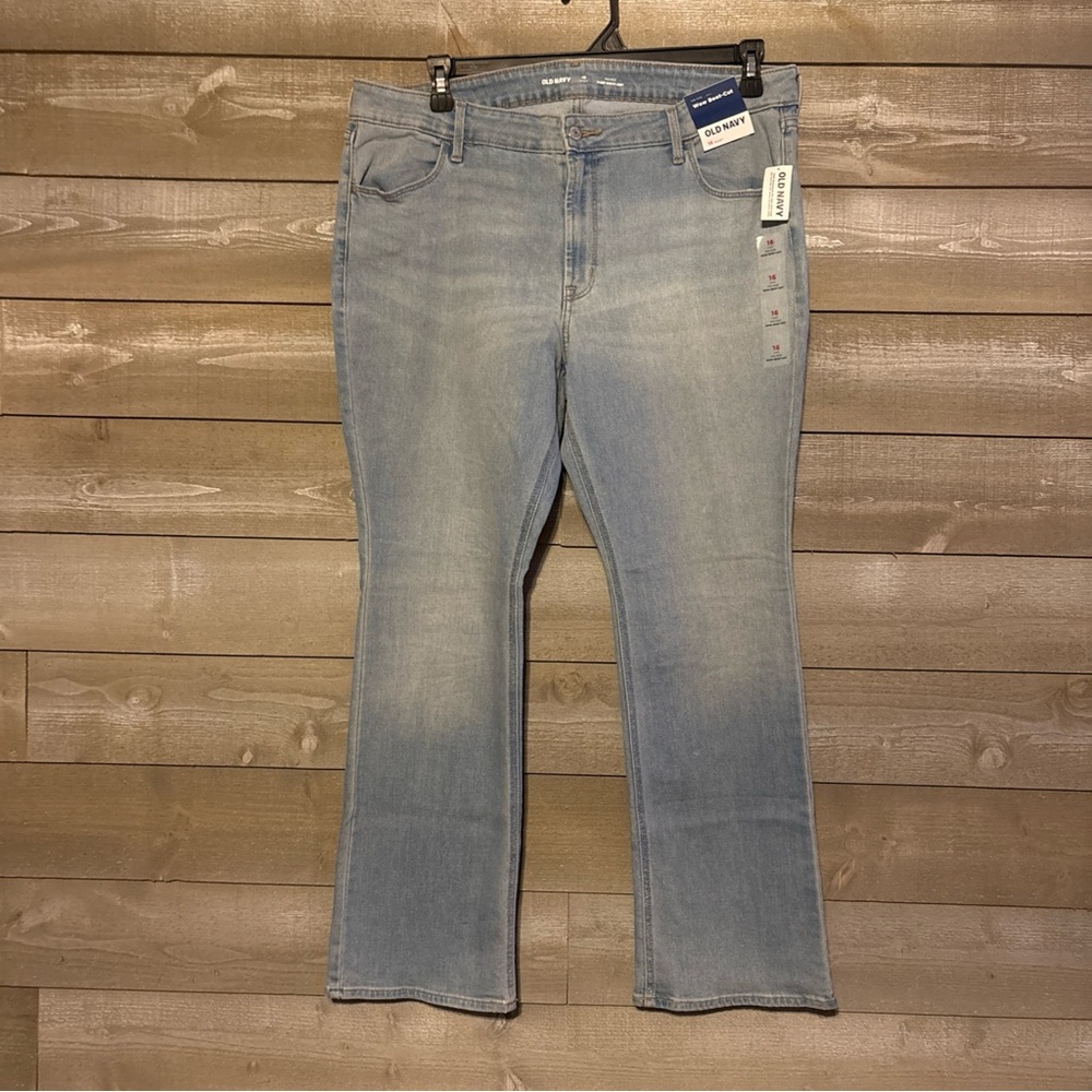 Old Navy Mid Rise WOW Boot Cut Jeans Womens Sz 16P Short Light Blue Stretch New
